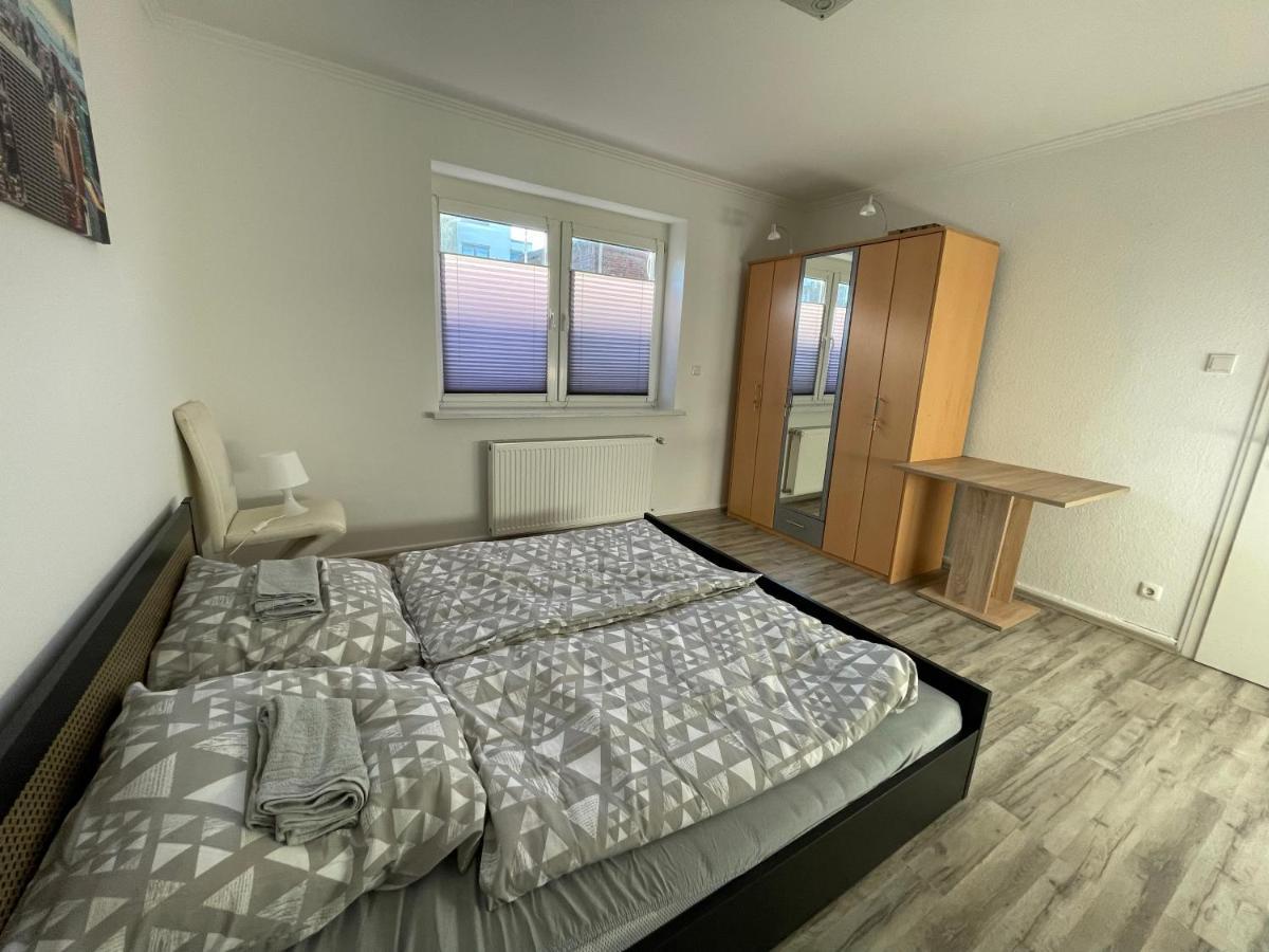 Schoene Zentrale Zimmer In Wilhelmshaven Apartment Luaran gambar