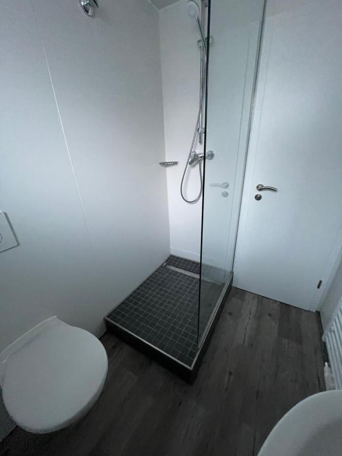 Schoene Zentrale Zimmer In Wilhelmshaven Apartment Luaran gambar
