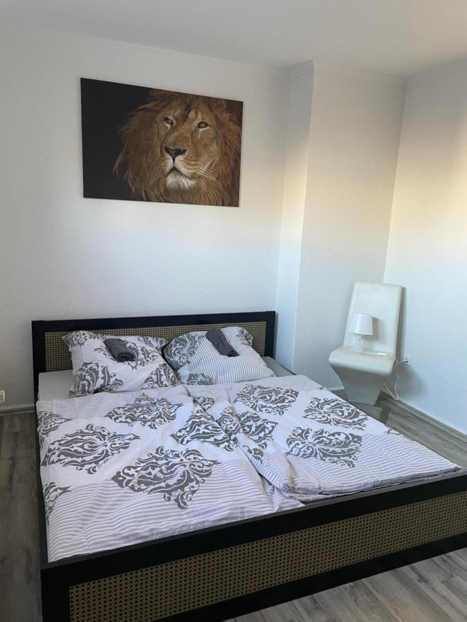 Schoene Zentrale Zimmer In Wilhelmshaven Apartment Luaran gambar