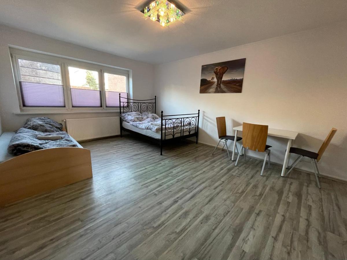 Schoene Zentrale Zimmer In Wilhelmshaven Apartment Luaran gambar