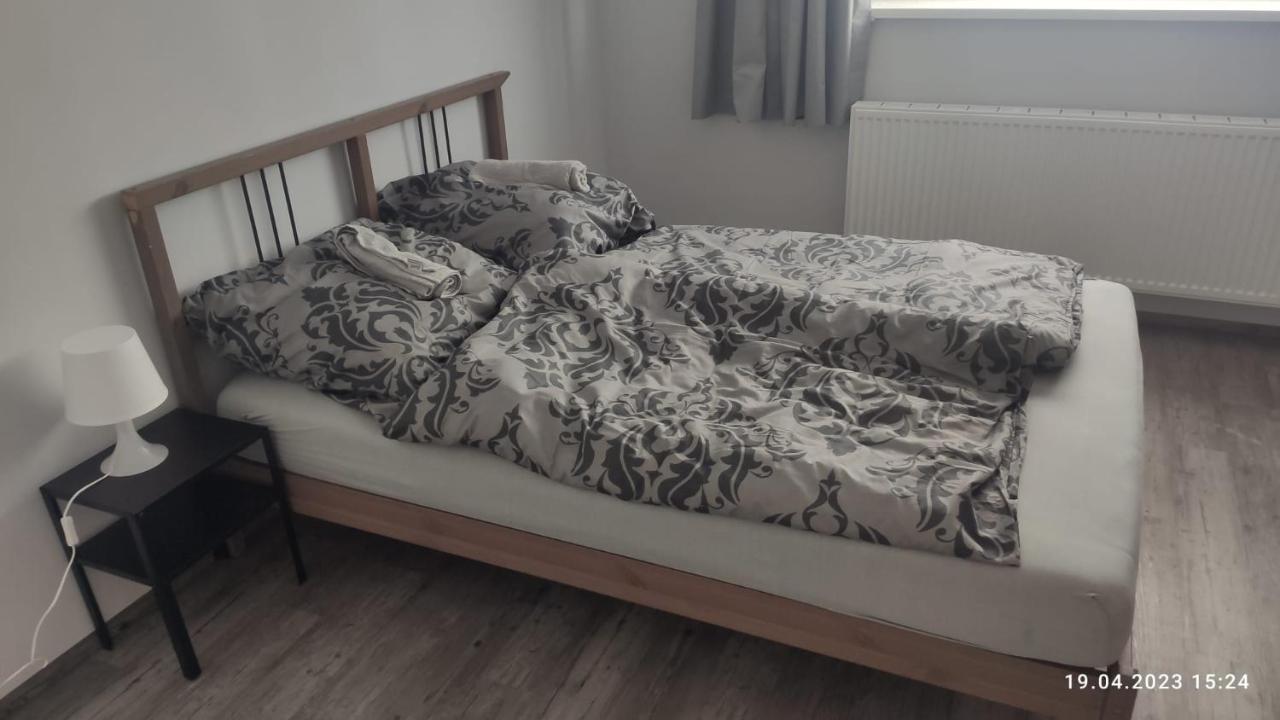 Schoene Zentrale Zimmer In Wilhelmshaven Apartment Luaran gambar